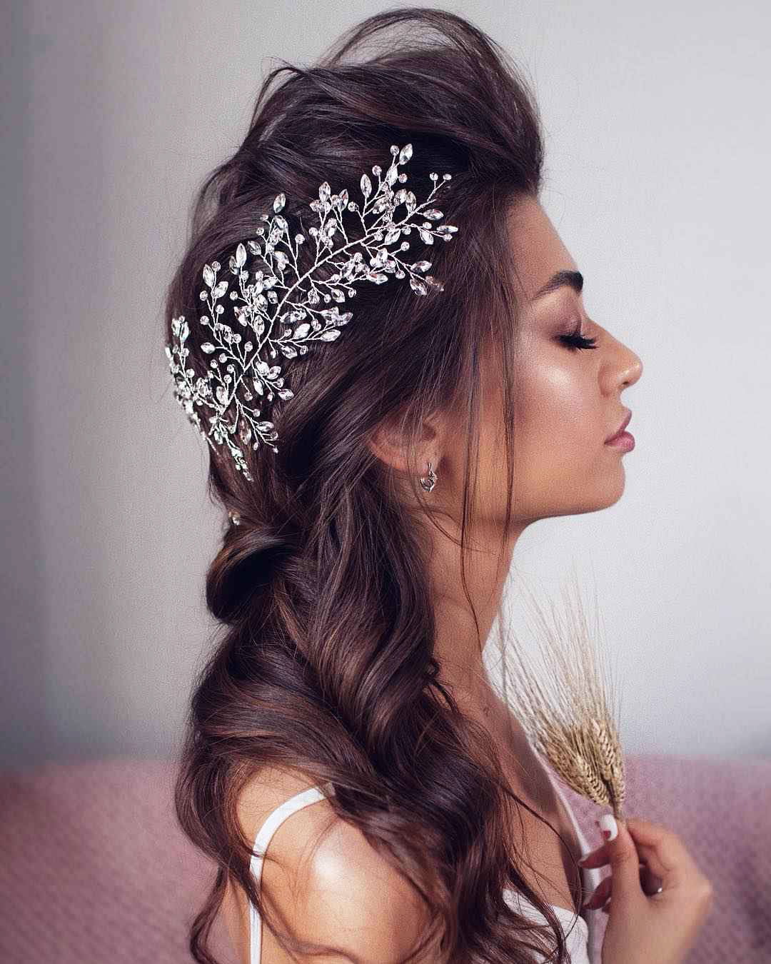 Hairstyles For Prom On Long Hair 2019-2020: Photo 8