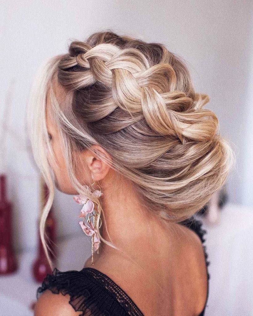 61 Latest Hairstyles For Graduation Ideas 2020