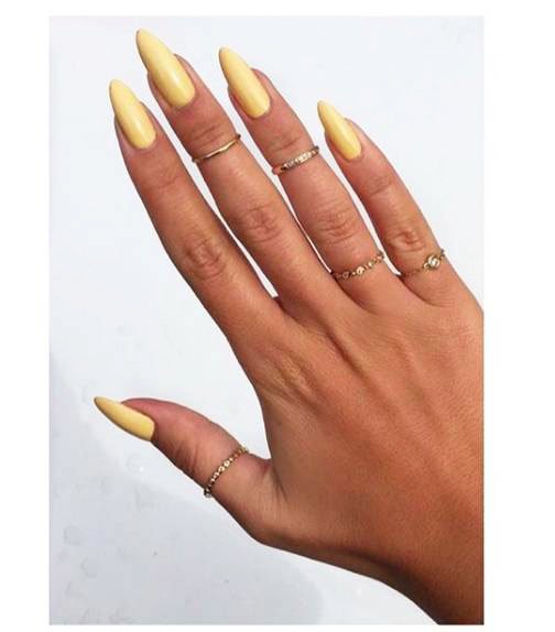 yellow nails art
