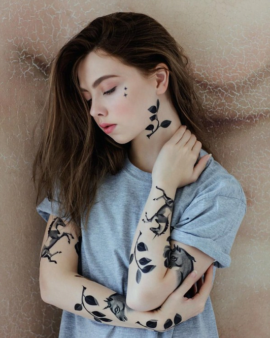 73 Simple Best Cute Small Aesthetic Tattoos Images In 2023 (64)