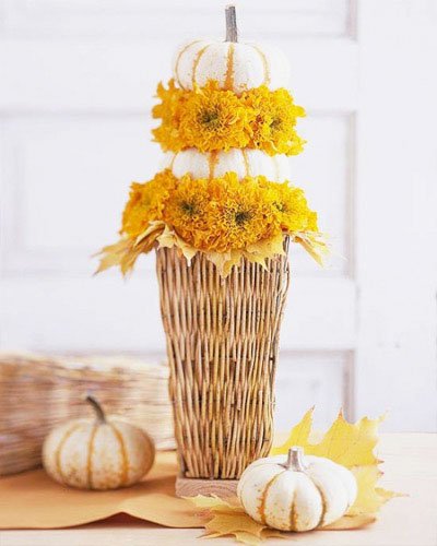 Still, it can be used in many ways - cut figures, paint, small pumpkins can decorate the table, hang garlands, etc.-Thanksgiving Decorations For Home