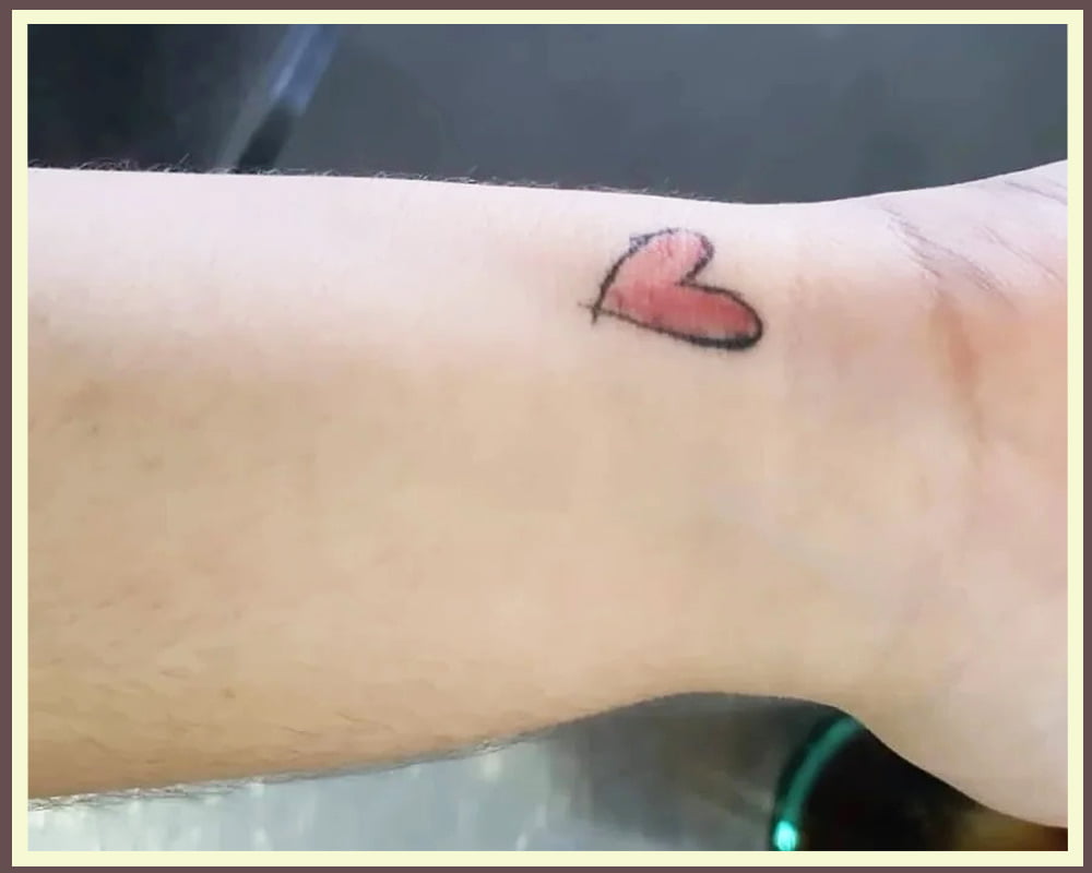31 Unique Small Tattoos Designs For women's hands - 31 Small Tattoos For Women With Meaning