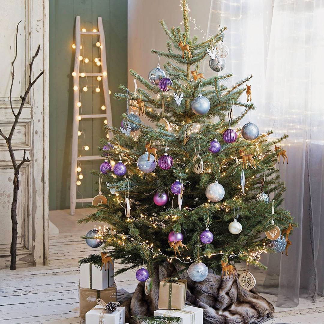 DIY Elegant Christmas Tree Decorating Ideas (31)