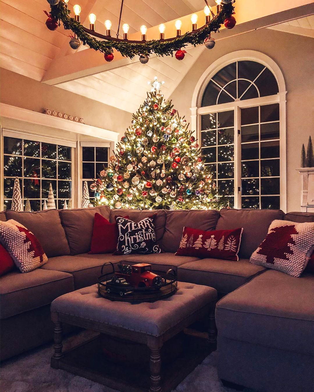 DIY Elegant Christmas Tree Decorating Ideas (37)