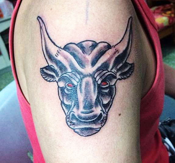 27 Best Bull Tattoo Designs And Their Meanings - Beautyholo