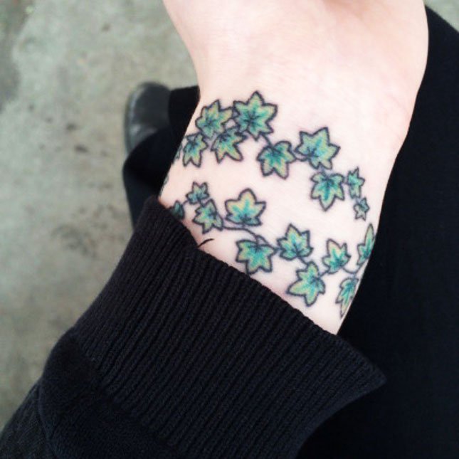 Small Wrist Tattoos 