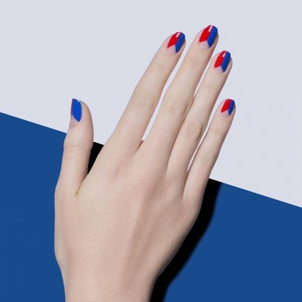 bright blue nails