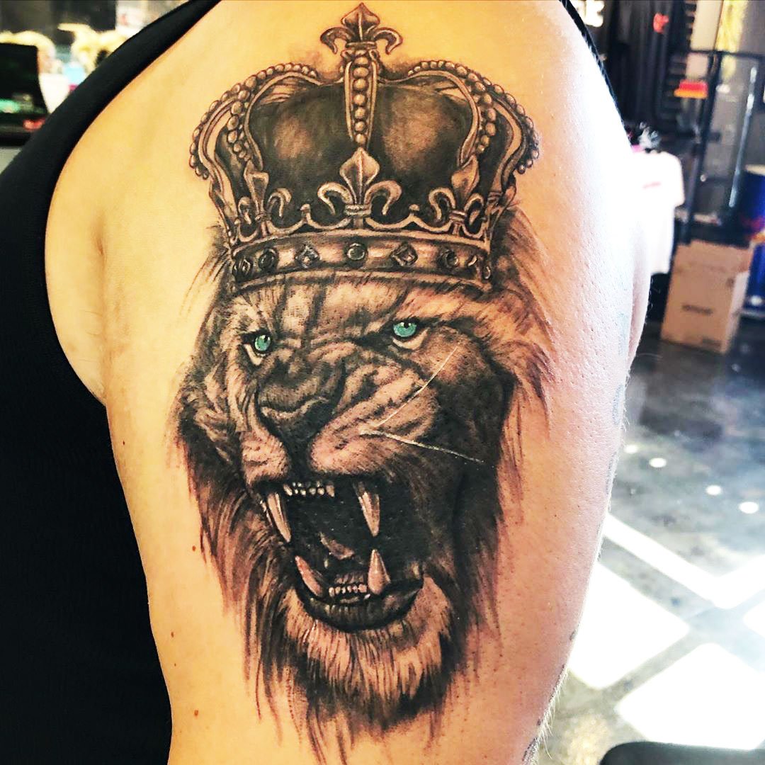 Lion Tattoos For Men - Shoulder Tattoos For Women