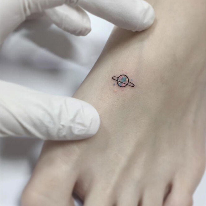31 Best Mini Tattoos For Women