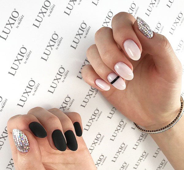 Eye-conquering Stylish Nails In Innovative Designs