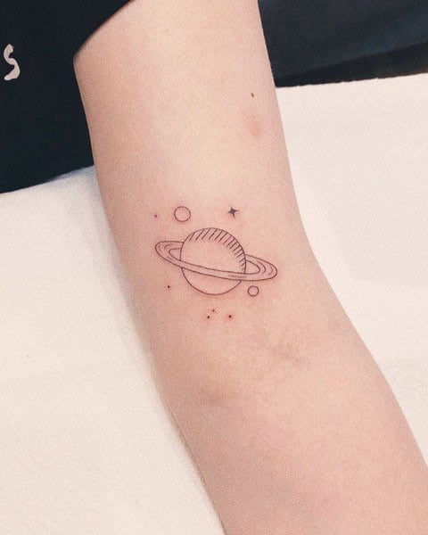 51 Unique Minimalist Tattoos Designs For Women - Space Theme
