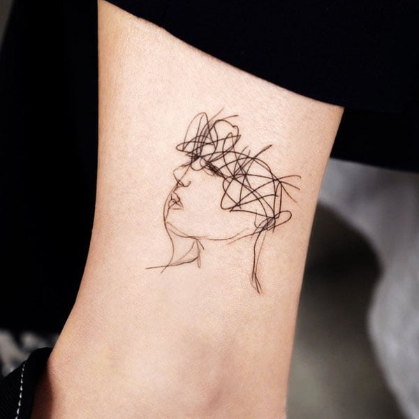 Lines - 41 Unique Minimalist Tattoos Designs For Women