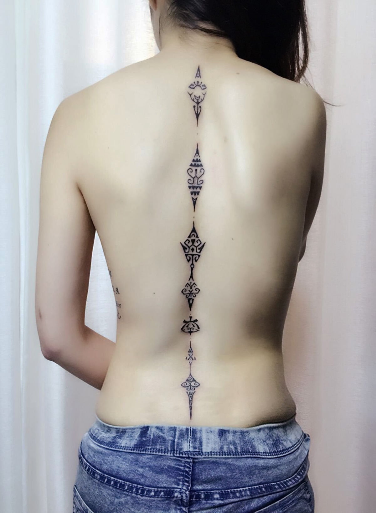 21 Incredible Spine Tattoos Ideas For 2022 - Beautyholo