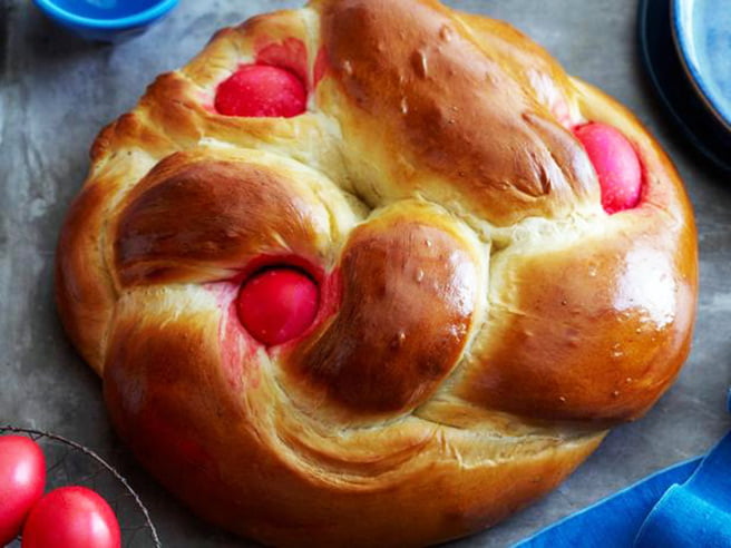 Easter Bread Hala