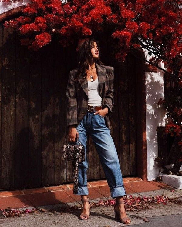 21 Trendy Women’s Jeans – Spring 2023